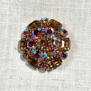 Vintage Topaz colored iridescent rhinestone brooch